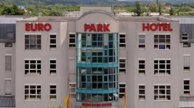 Euro Park Hotel Hennef เฮนเนฟ ภายนอก รูปภาพ