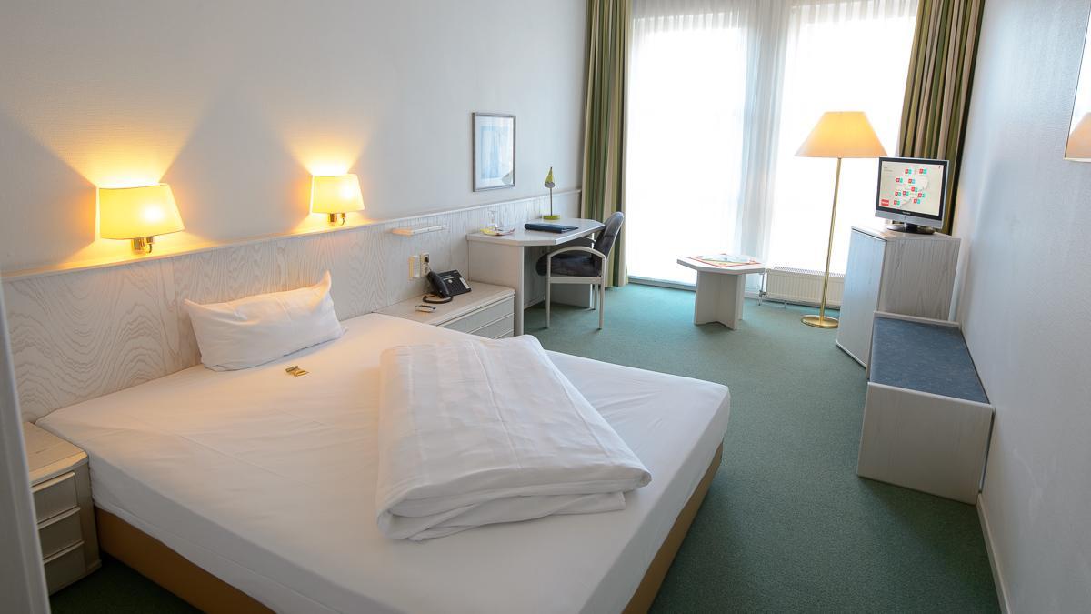 Euro Park Hotel Hennef เฮนเนฟ ภายนอก รูปภาพ