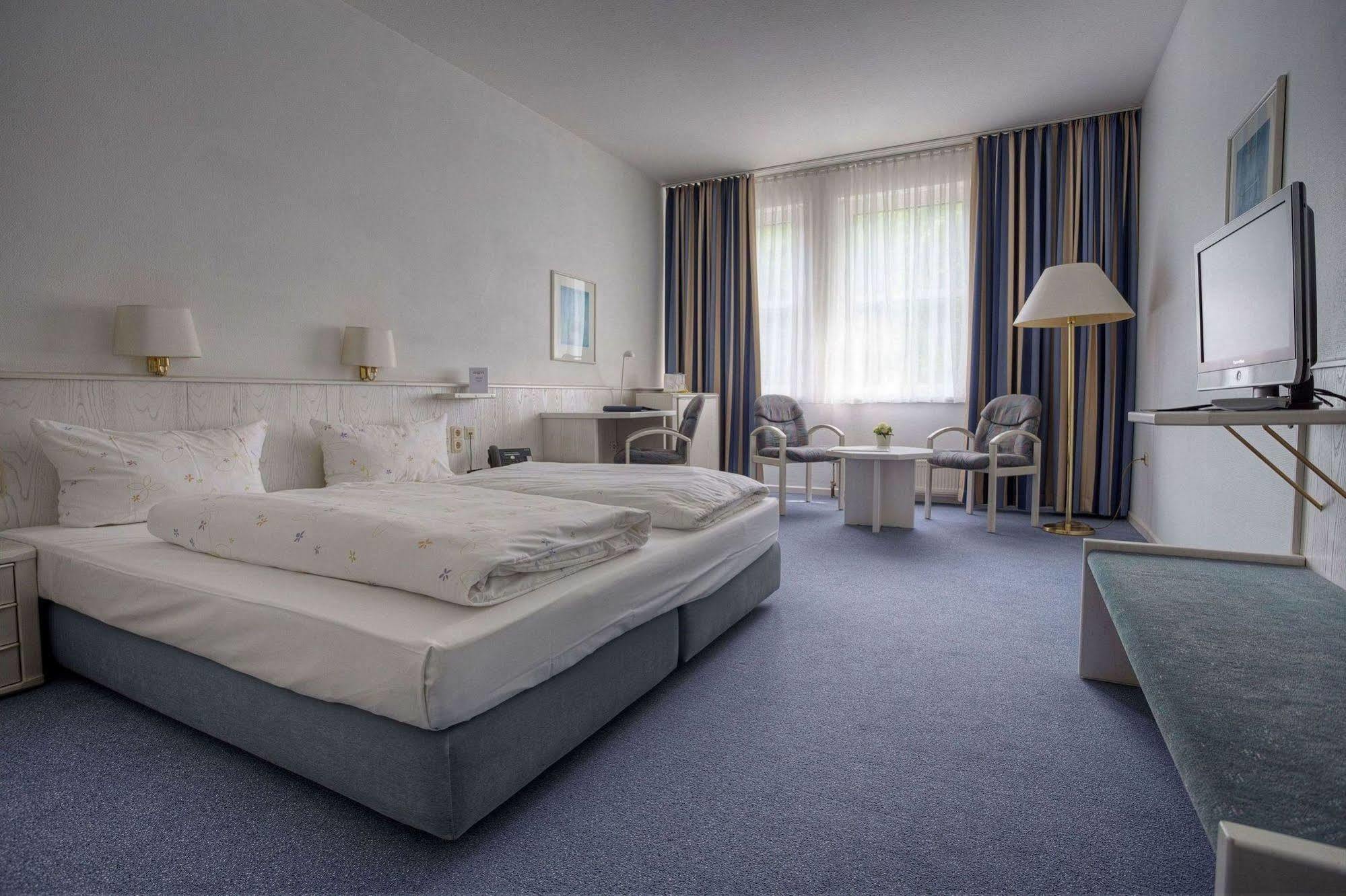 Euro Park Hotel Hennef เฮนเนฟ ภายนอก รูปภาพ