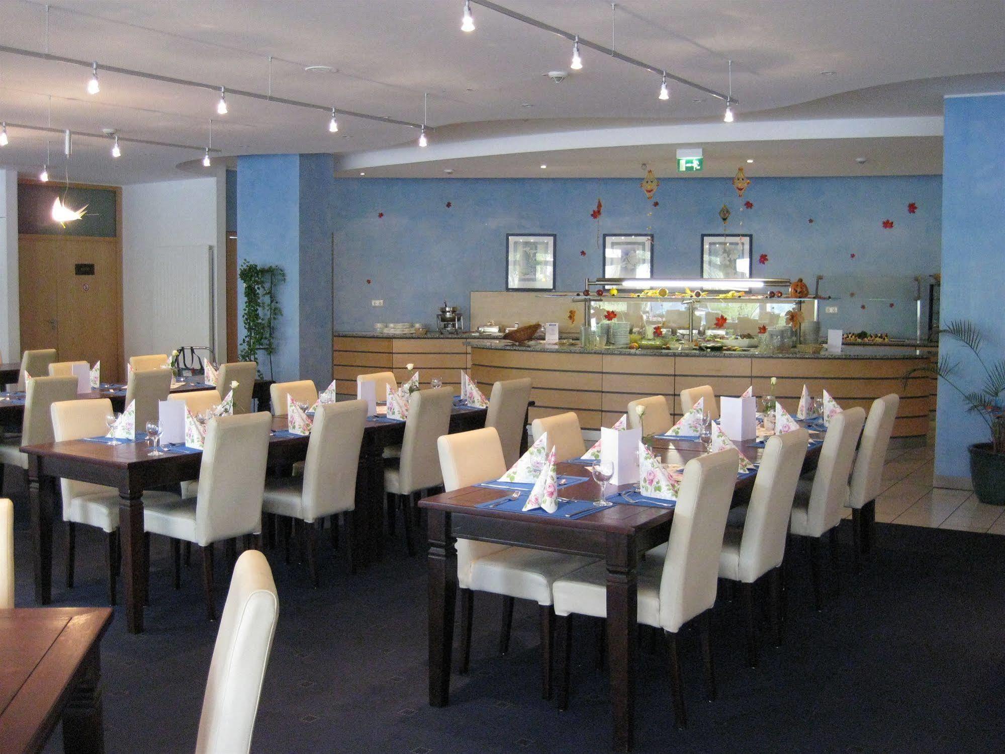 Euro Park Hotel Hennef เฮนเนฟ ภายนอก รูปภาพ